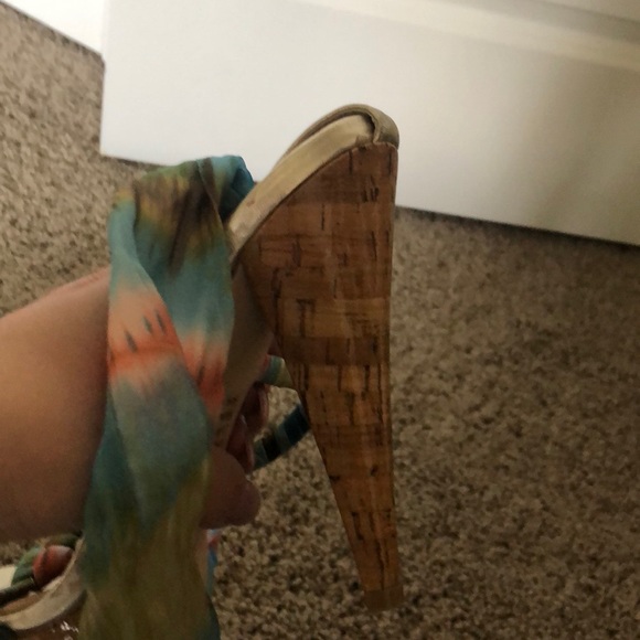 Brand new  gorgeous wrap around ankle heels - Picture 6 of 11